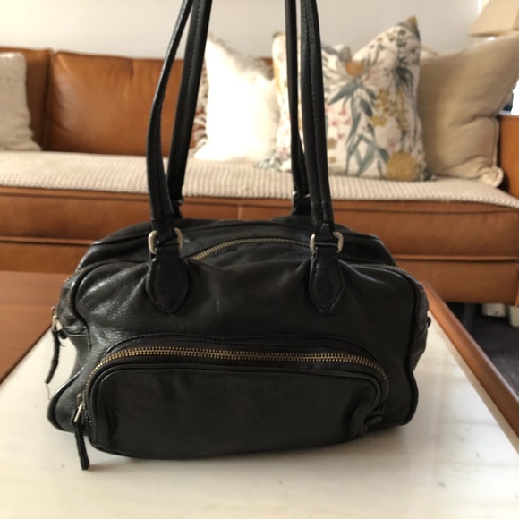 Country Road Bags Country Road Black Leather Shoulder Bag Poshmark